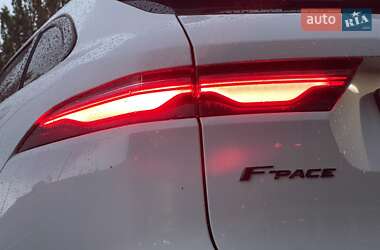 Внедорожник / Кроссовер Jaguar F-Pace 2022 в 