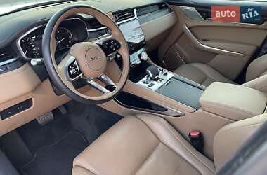 Внедорожник / Кроссовер Jaguar F-Pace 2022 в 