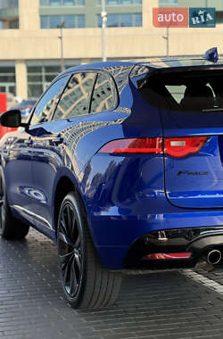 Внедорожник / Кроссовер Jaguar F-Pace 2018 в 