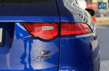 Внедорожник / Кроссовер Jaguar F-Pace 2018 в 