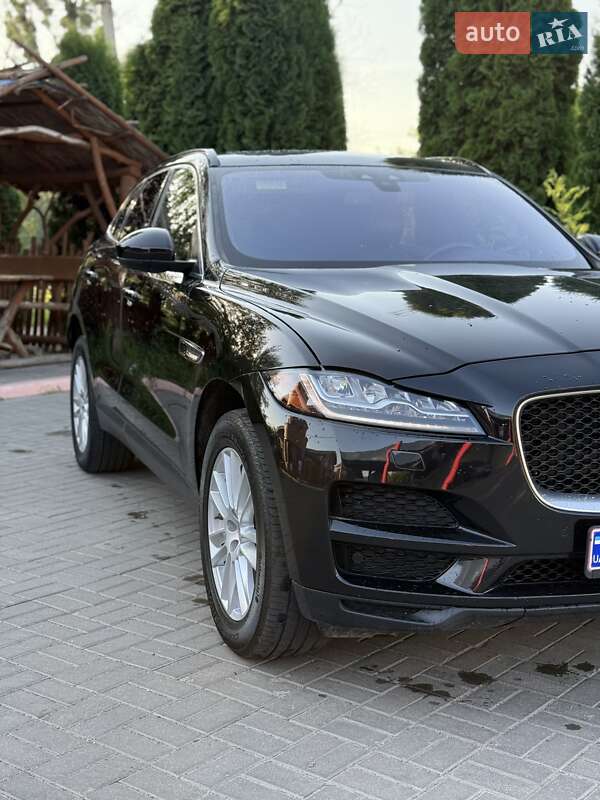 Внедорожник / Кроссовер Jaguar F-Pace 2017 в Киеве