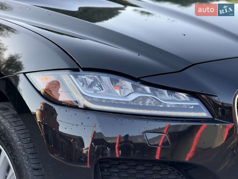 Внедорожник / Кроссовер Jaguar F-Pace 2017 в Киеве
