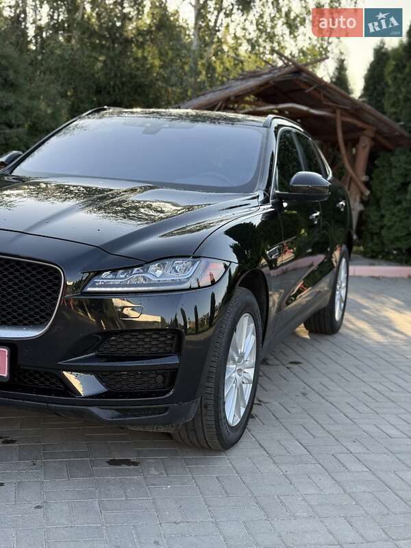 Внедорожник / Кроссовер Jaguar F-Pace 2017 в Киеве