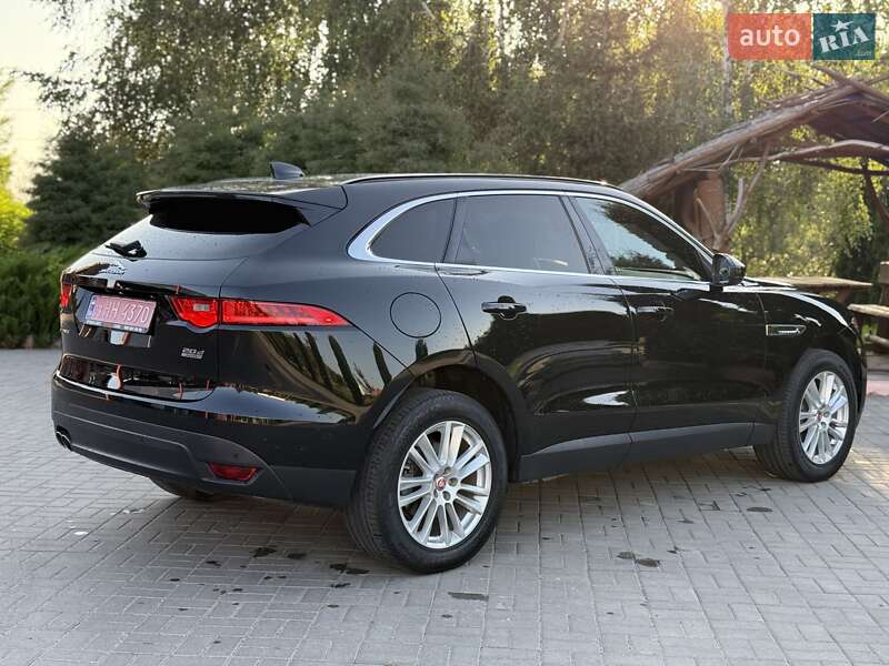 Внедорожник / Кроссовер Jaguar F-Pace 2017 в Киеве