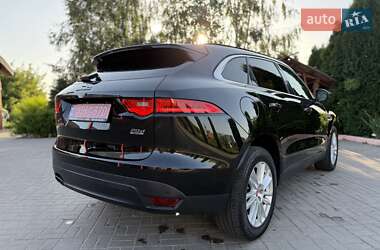 Внедорожник / Кроссовер Jaguar F-Pace 2017 в 