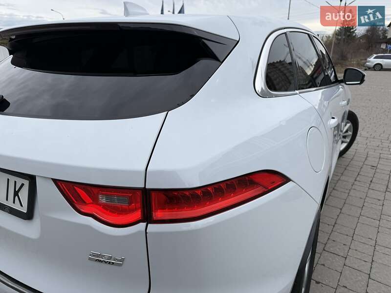 Позашляховик / Кросовер Jaguar F-Pace 2016 в Києві фото 7 Позашляховик / Кросовер Jaguar F-Pace 2016 в Києві