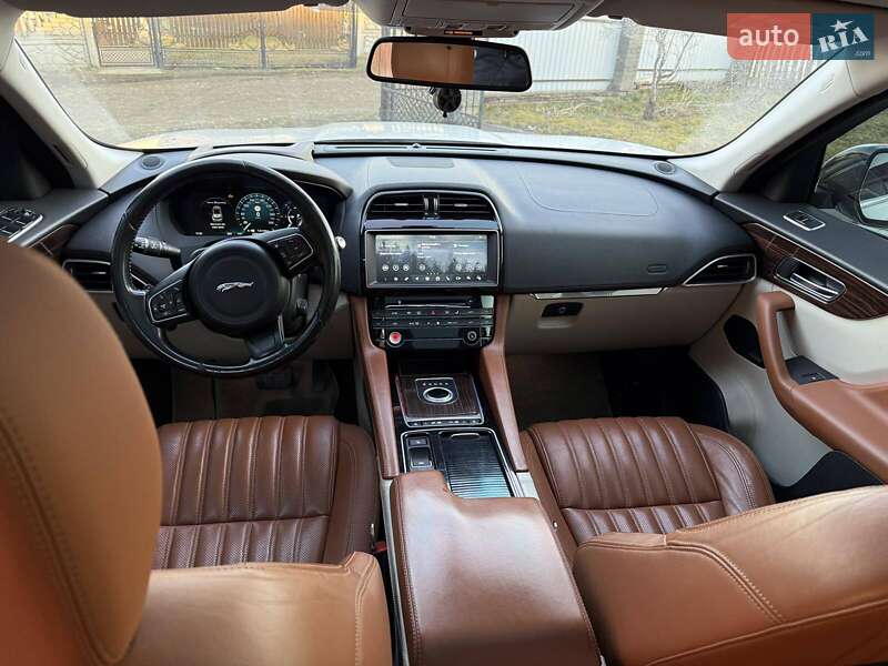 Позашляховик / Кросовер Jaguar F-Pace 2016 в Києві фото 16 Позашляховик / Кросовер Jaguar F-Pace 2016 в Києві
