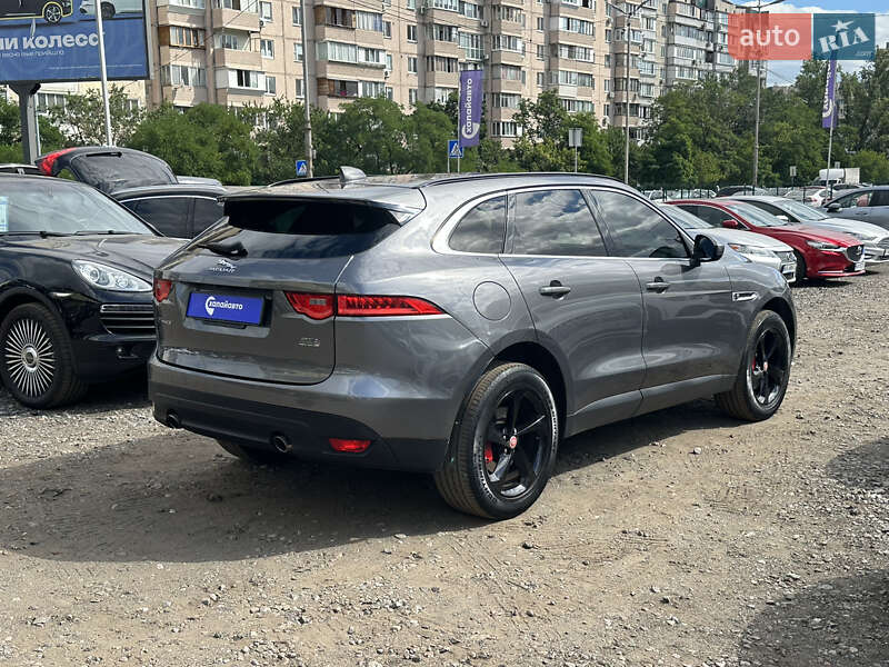 Позашляховик / Кросовер Jaguar F-Pace 2018 в Києві