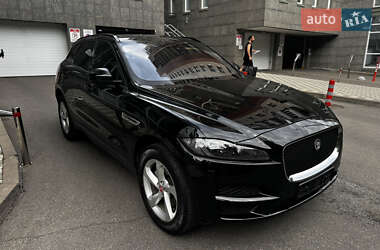 Внедорожник / Кроссовер Jaguar F-Pace 2017 в 
