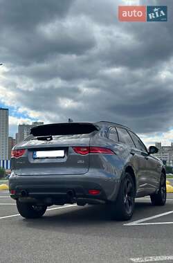 Внедорожник / Кроссовер Jaguar F-Pace 2016 в 