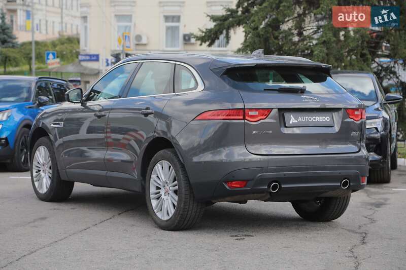 Внедорожник / Кроссовер Jaguar F-Pace 2015 в Харькове