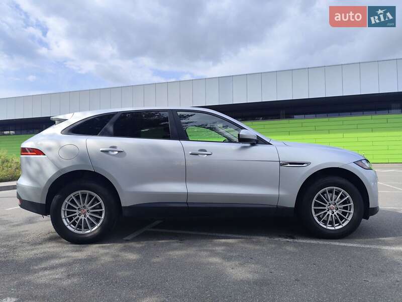 Позашляховик / Кросовер Jaguar F-Pace 2017 в Києві