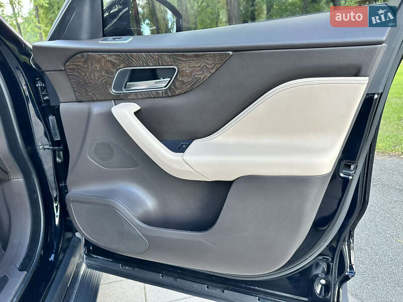Позашляховик / Кросовер Jaguar F-Pace 2020 в Києві фото 22 Позашляховик / Кросовер Jaguar F-Pace 2020 в Києві