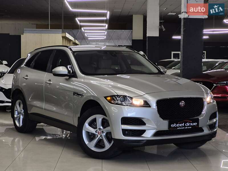 Jaguar F-Pace 2016