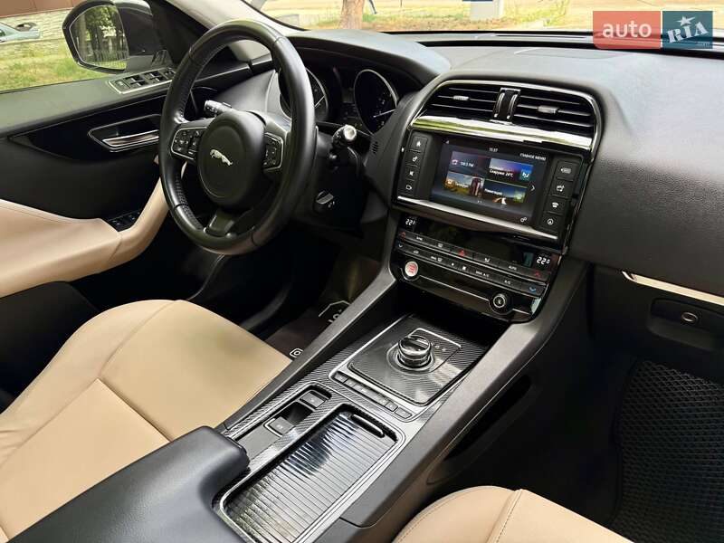 Внедорожник / Кроссовер Jaguar F-Pace 2018 в Днепре