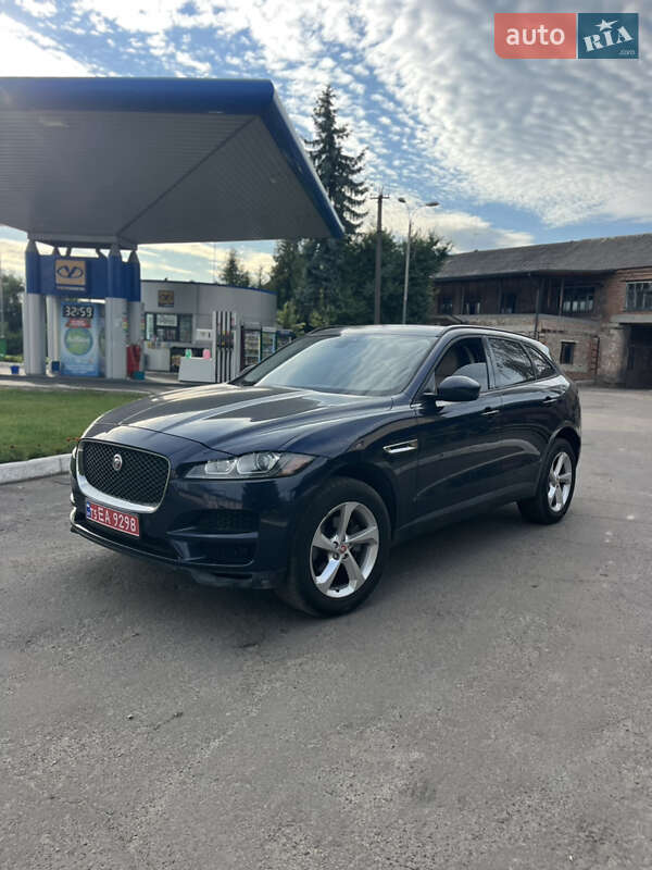 Внедорожник / Кроссовер Jaguar F-Pace 2017 в 