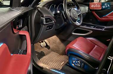 Внедорожник / Кроссовер Jaguar F-Pace 2018 в 
