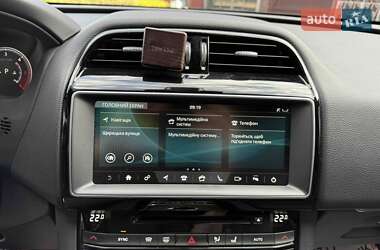 Позашляховик / Кросовер Jaguar F-Pace 2016 в 