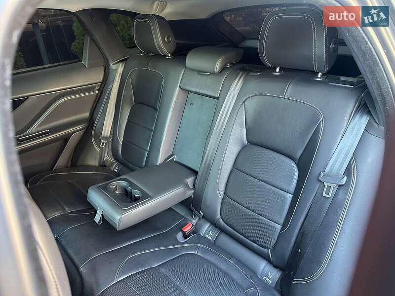 Внедорожник / Кроссовер Jaguar F-Pace 2016 в Одессе фото 20 Внедорожник / Кроссовер Jaguar F-Pace 2016 в Одессе