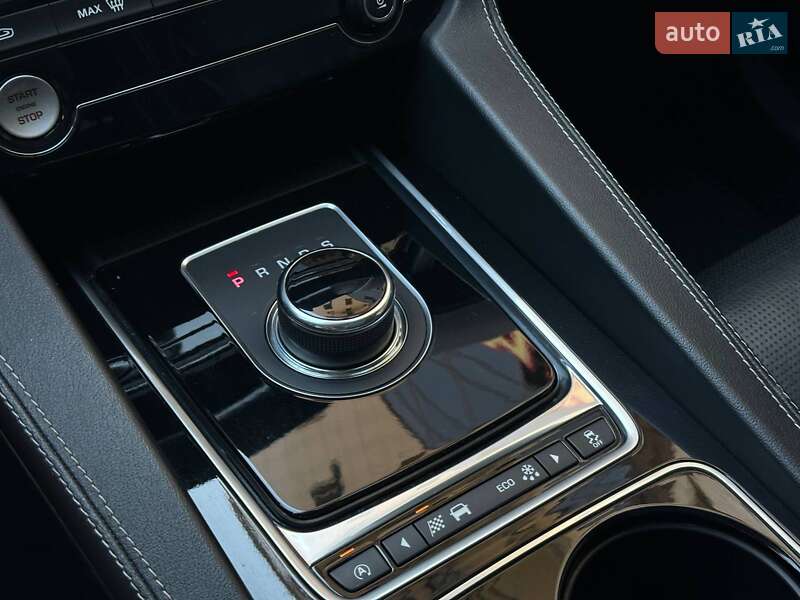 Внедорожник / Кроссовер Jaguar F-Pace 2016 в Одессе фото 38 Внедорожник / Кроссовер Jaguar F-Pace 2016 в Одессе