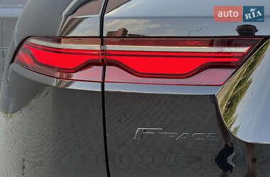 Позашляховик / Кросовер Jaguar F-Pace 2021 в 