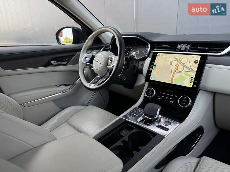 Внедорожник / Кроссовер Jaguar F-Pace 2021 в Киеве