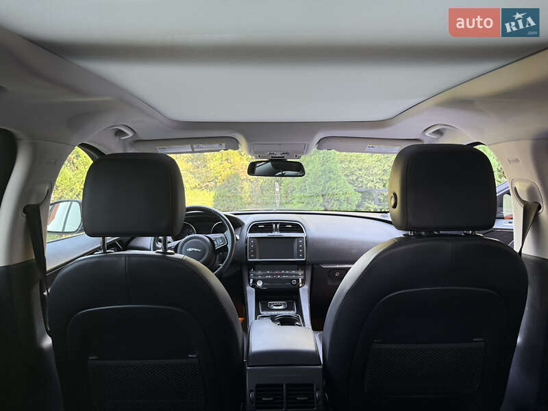 Позашляховик / Кросовер Jaguar F-Pace 2017 в Хмельницькому