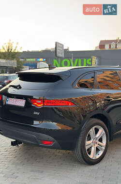 Внедорожник / Кроссовер Jaguar F-Pace 2017 в 