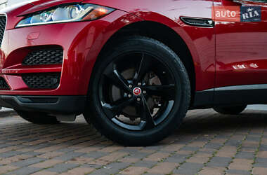 Внедорожник / Кроссовер Jaguar F-Pace 2017 в 