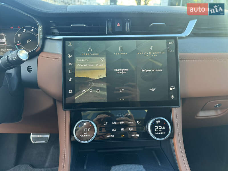 Внедорожник / Кроссовер Jaguar F-Pace 2023 в Киеве