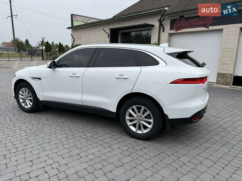 Позашляховик / Кросовер Jaguar F-Pace 2017 в Івано-Франківську