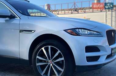 Внедорожник / Кроссовер Jaguar F-Pace 2017 в 