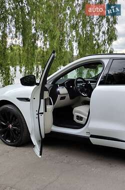 Внедорожник / Кроссовер Jaguar F-Pace 2021 в Ровно