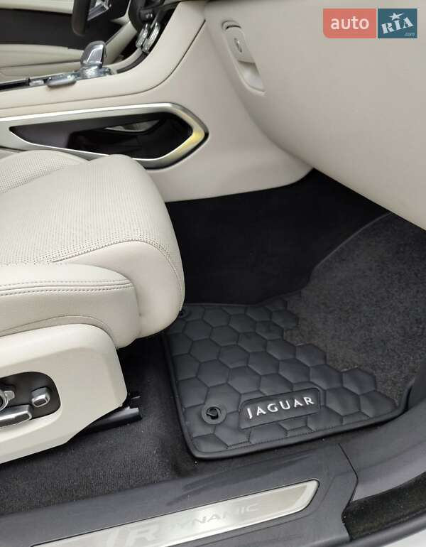 Позашляховик / Кросовер Jaguar F-Pace 2021 в Рівному фото 29 Позашляховик / Кросовер Jaguar F-Pace 2021 в Рівному