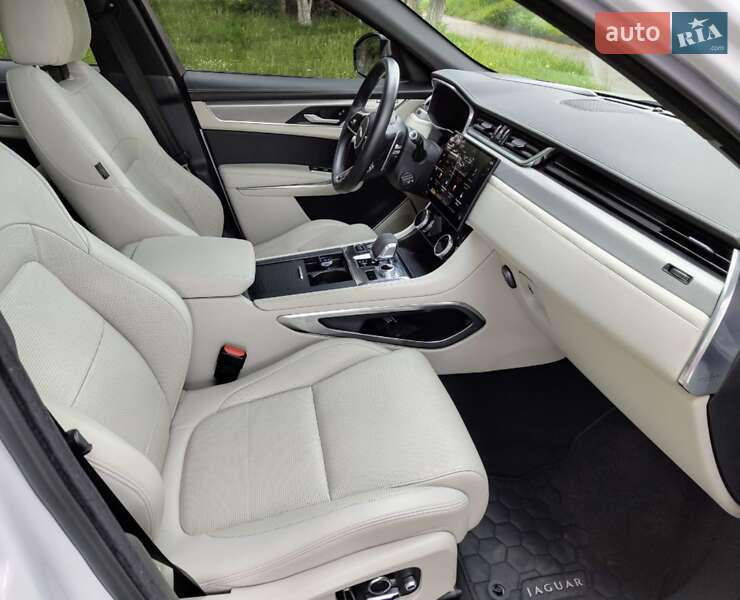 Позашляховик / Кросовер Jaguar F-Pace 2021 в Рівному фото 34 Позашляховик / Кросовер Jaguar F-Pace 2021 в Рівному