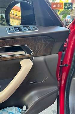 Внедорожник / Кроссовер Jaguar F-Pace 2016 в 