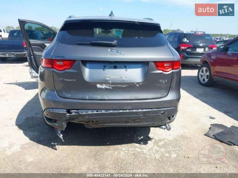 Позашляховик / Кросовер Jaguar F-Pace 2019 в Дніпрі