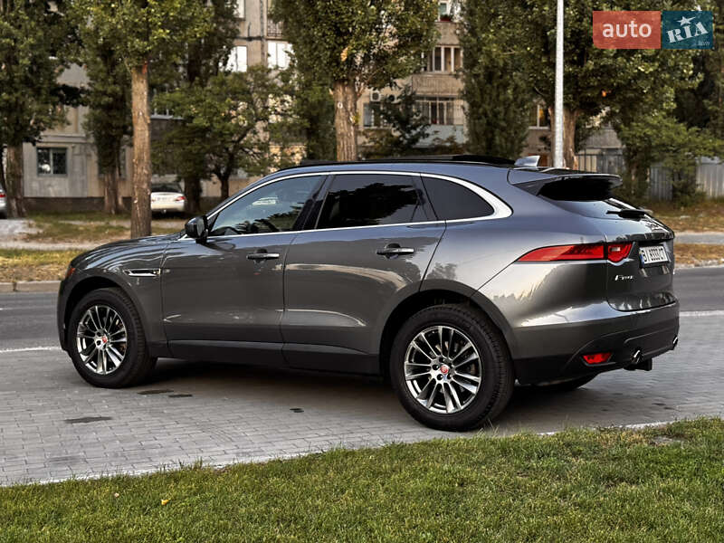 Внедорожник / Кроссовер Jaguar F-Pace 2017 в Кременчуге
