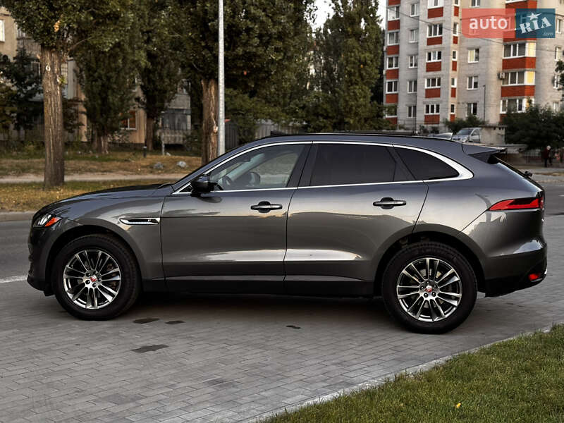 Внедорожник / Кроссовер Jaguar F-Pace 2017 в Кременчуге