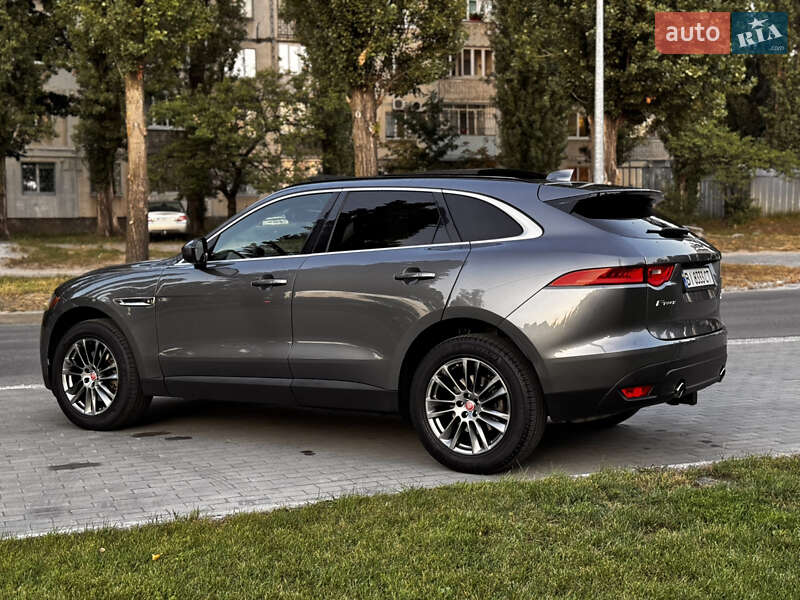 Внедорожник / Кроссовер Jaguar F-Pace 2017 в Кременчуге