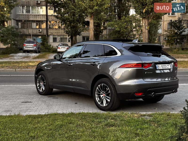 Позашляховик / Кросовер Jaguar F-Pace 2017 в Кременчуці