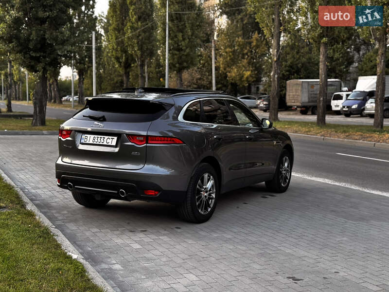 Позашляховик / Кросовер Jaguar F-Pace 2017 в Кременчуці
