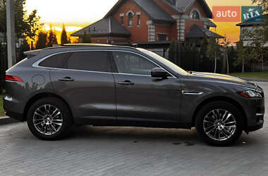 Позашляховик / Кросовер Jaguar F-Pace 2017 в 