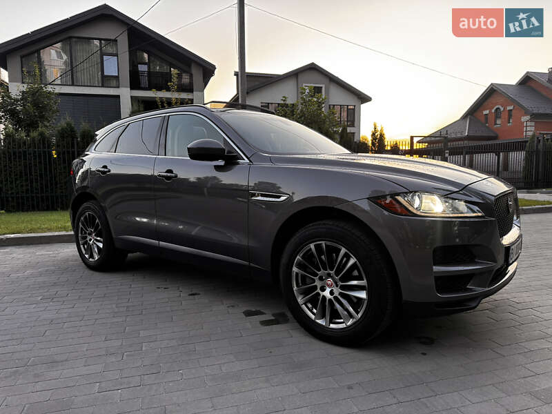 Внедорожник / Кроссовер Jaguar F-Pace 2017 в Кременчуге