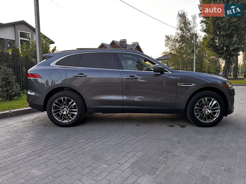 Внедорожник / Кроссовер Jaguar F-Pace 2017 в Кременчуге