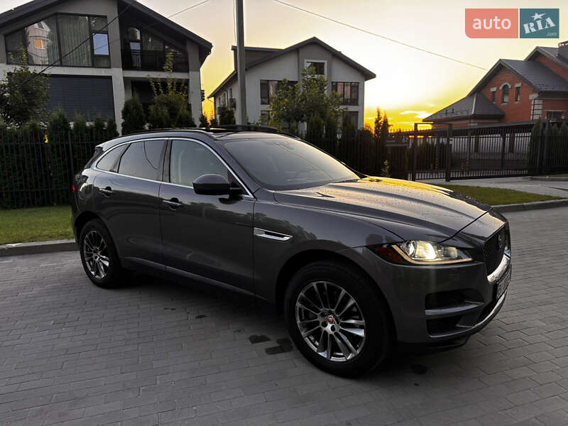 Внедорожник / Кроссовер Jaguar F-Pace 2017 в Кременчуге