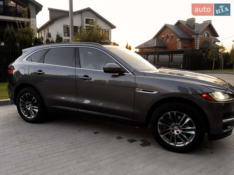 Внедорожник / Кроссовер Jaguar F-Pace 2017 в Кременчуге