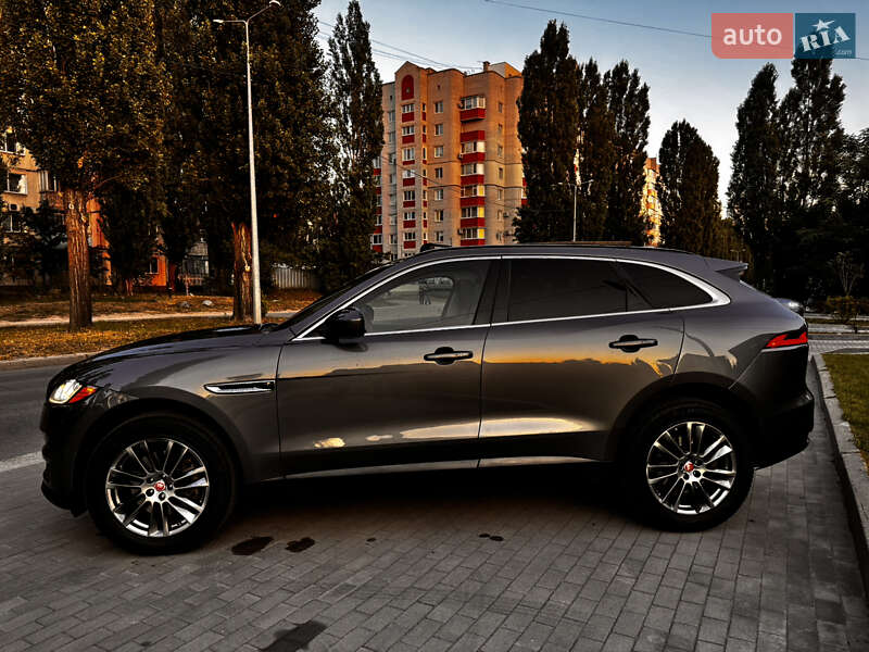 Позашляховик / Кросовер Jaguar F-Pace 2017 в Кременчуці