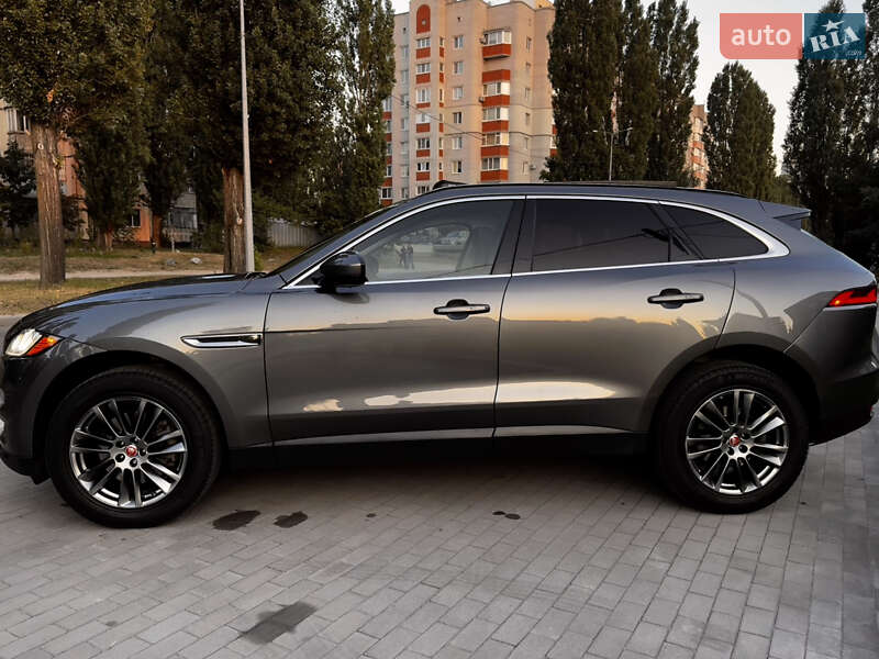 Внедорожник / Кроссовер Jaguar F-Pace 2017 в Кременчуге