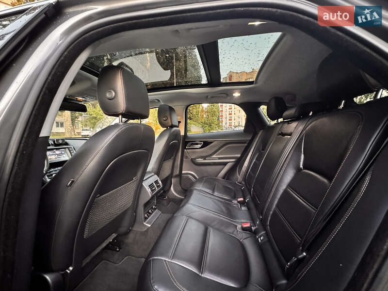 Внедорожник / Кроссовер Jaguar F-Pace 2017 в Кременчуге